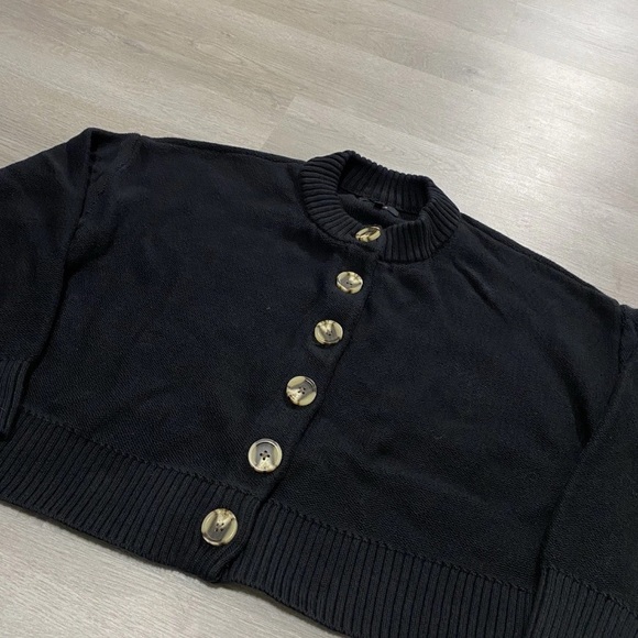 Quince 100% Organic Cotton Button Cropped Cardigan Small - Picture 3 of 8